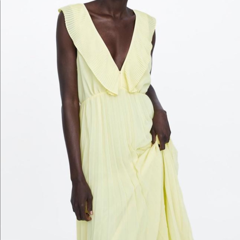 Zara Yellow Pleated Maxi Dress Sz XS